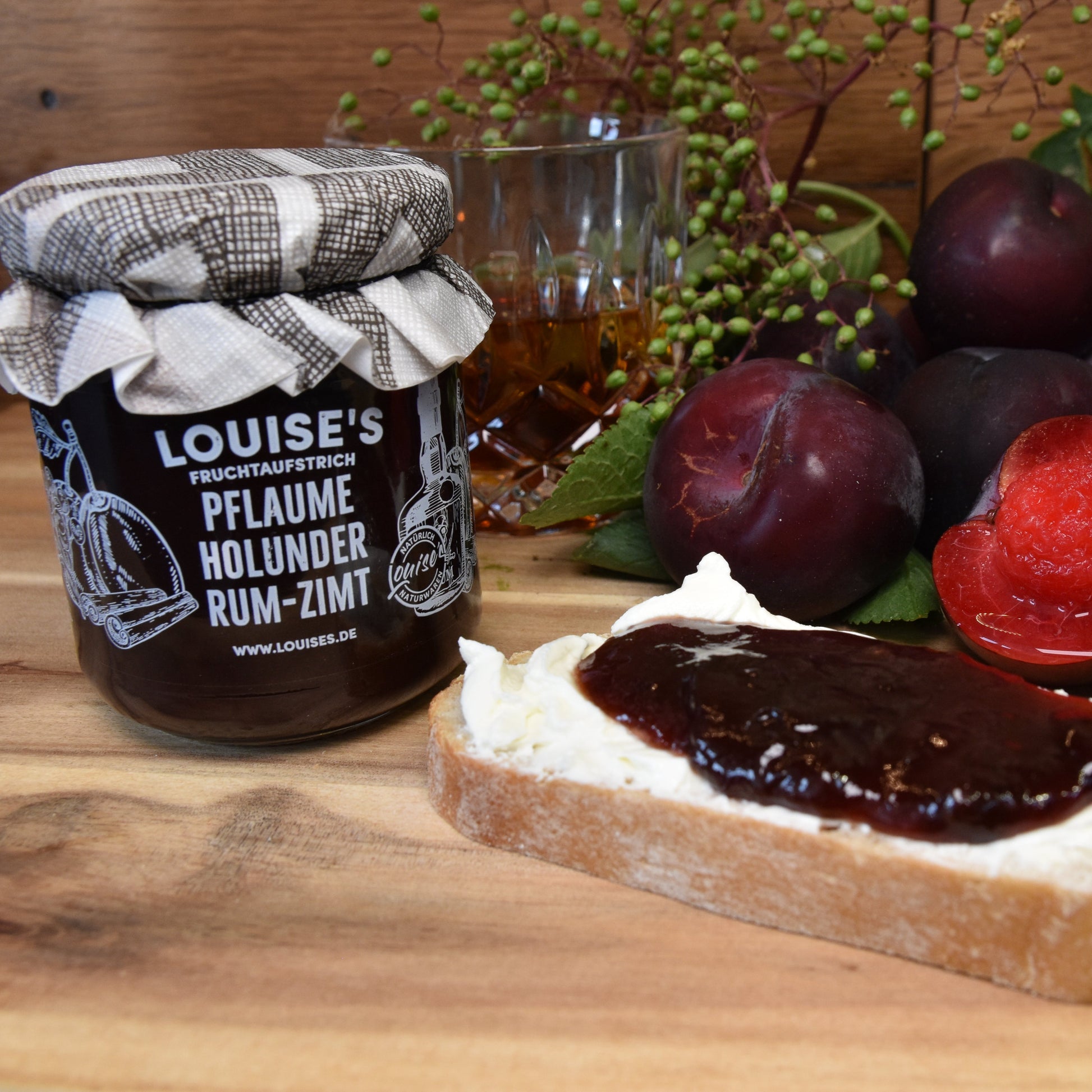 Louises Fruchtaufstrich Pflaume Rum Holunder Zimt 240g